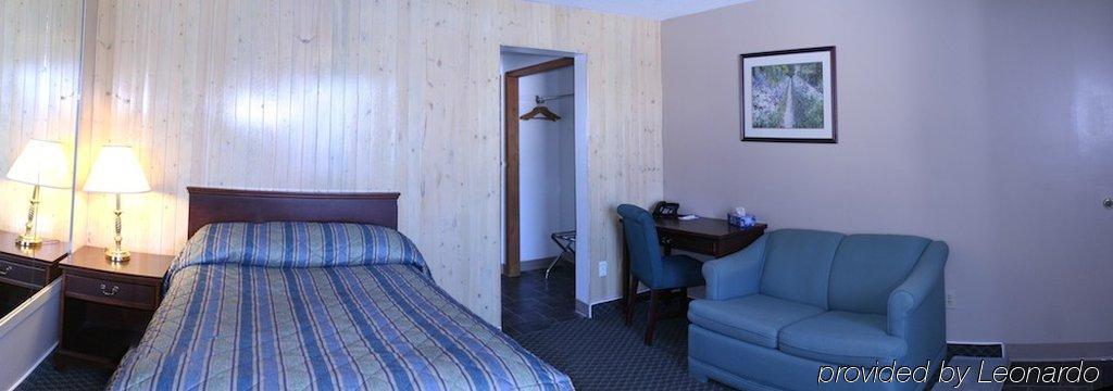 Moonlight Inn And Suites Sudbury Extérieur photo