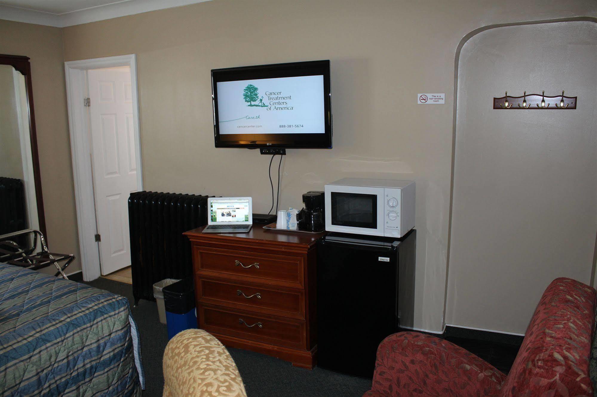 Moonlight Inn And Suites Sudbury Extérieur photo